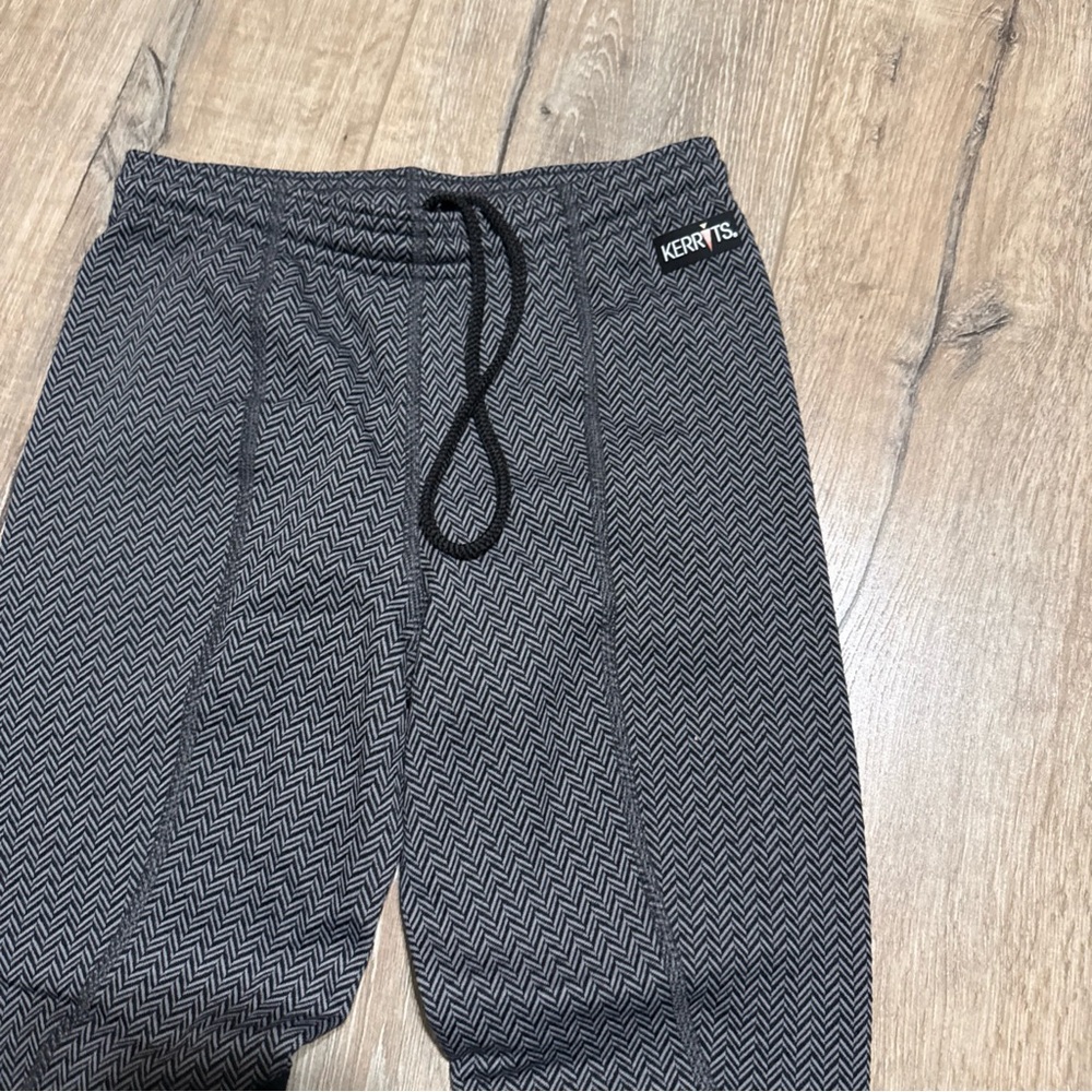 Kerrits kids fleece riding pants/breeches Herringbone Black and Gray Pants